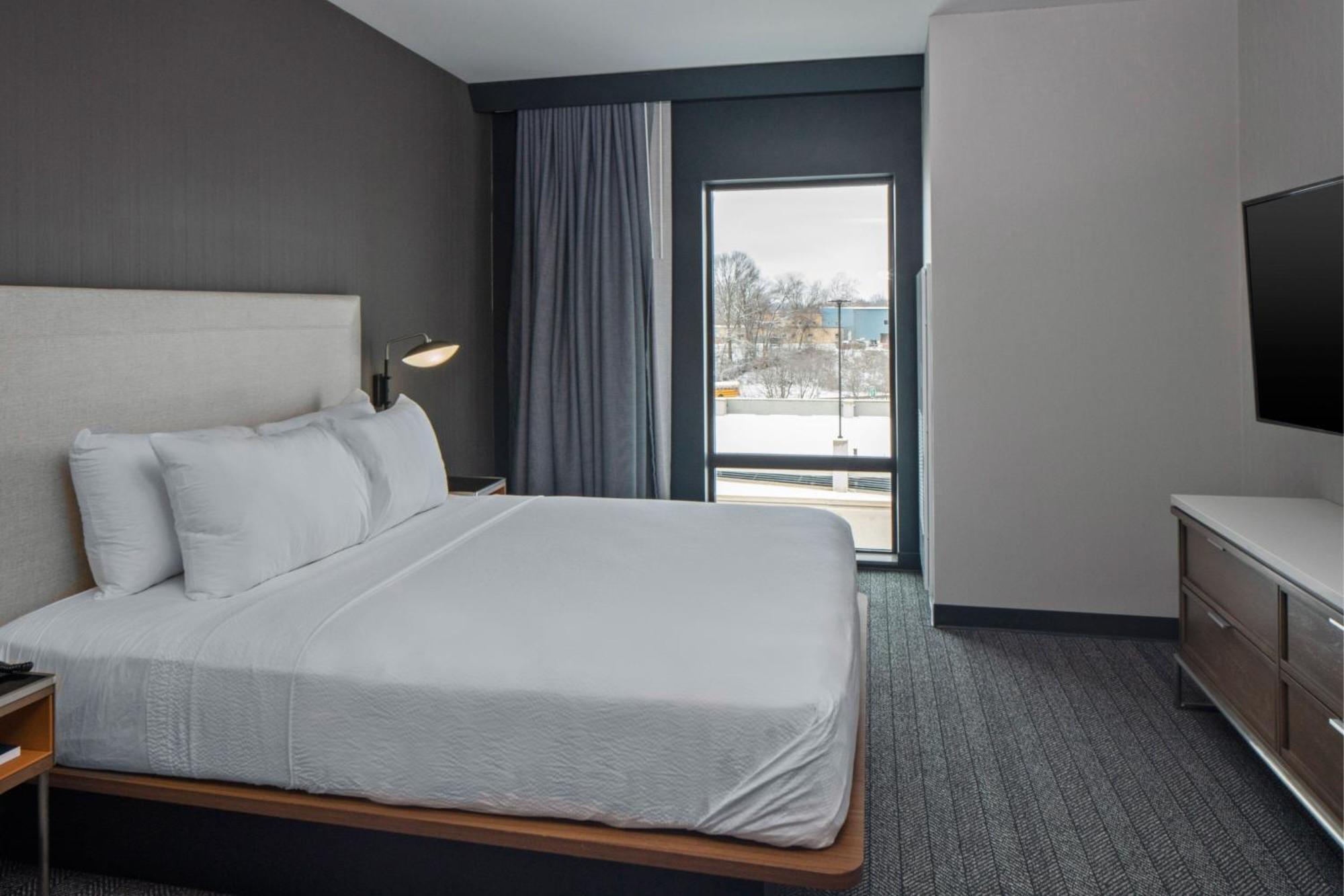 Courtyard By Marriott Jefferson City Exterior photo